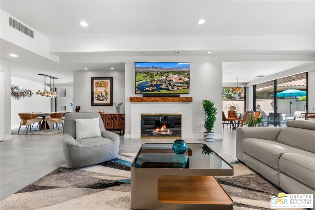 Dining room, Fireplace, Interior, Living room, Pendant Lights, Recessed Lighting