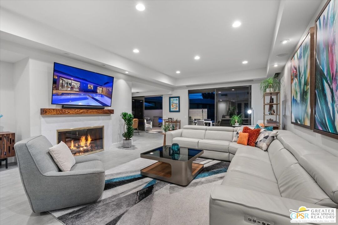 Fireplace, Interior, Living room, Recessed Lighting