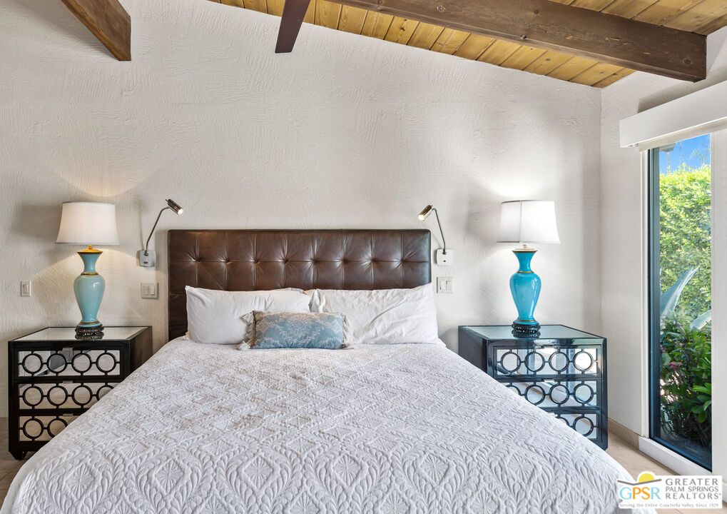Bedroom, Interior, Wooden Beams, Wooden Ceilings