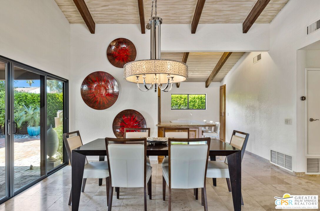 Chandelier, Dining room, Interior, Wooden Beams, Wooden Ceilings
