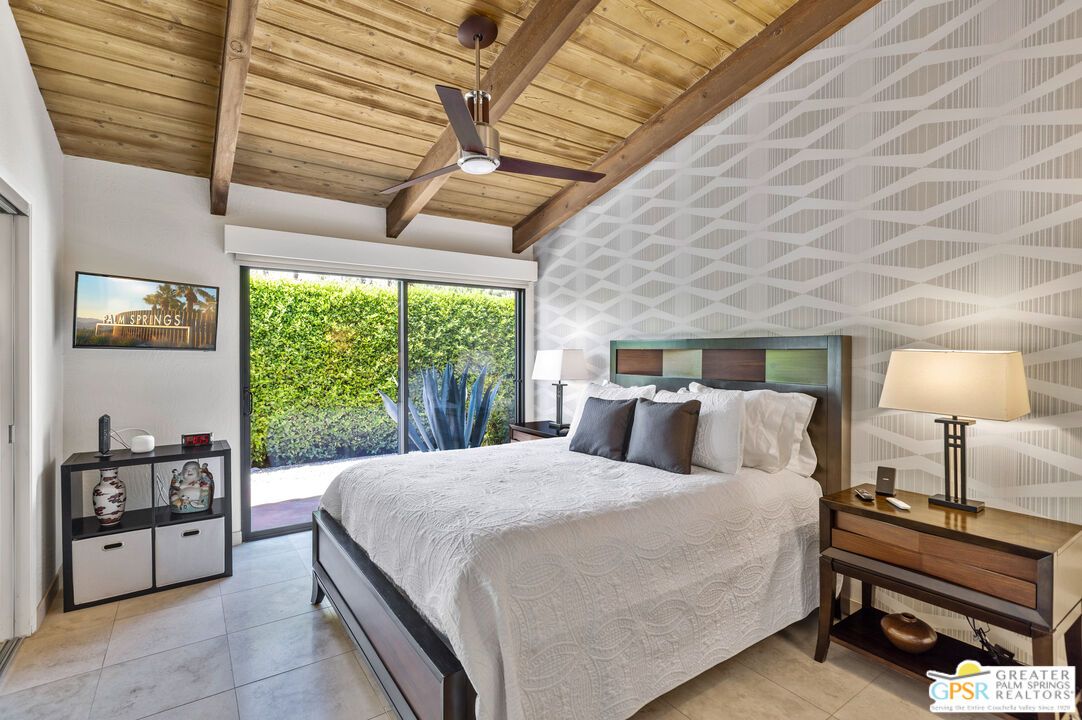 Bedroom, Interior, Wooden Beams, Wooden Ceilings