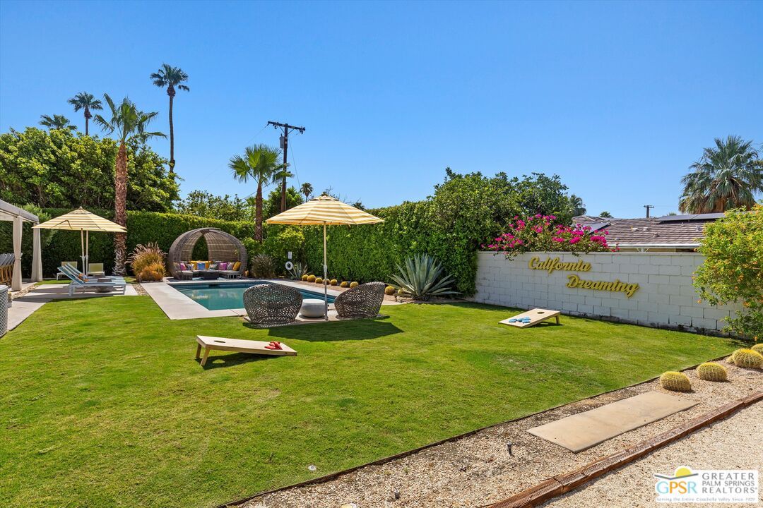 Backyard, Exterior, Pool