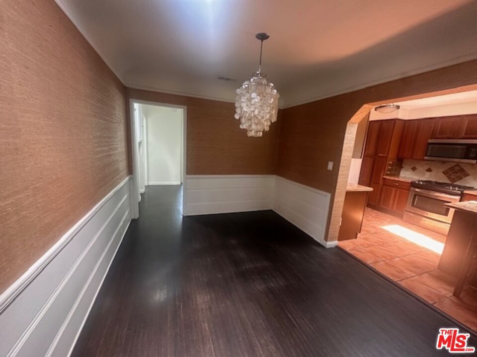 Chandelier, Interior, Kitchen, Pendant Lights, Wood Texture Flooring