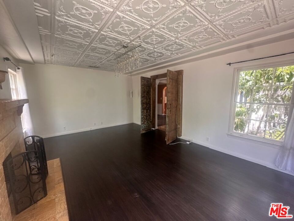 Empty room, Fireplace, Interior, Wood Texture Flooring