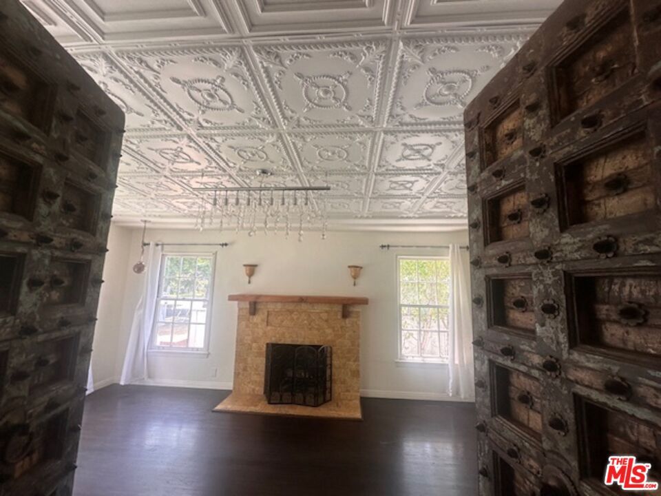 Fireplace, Interior, Pendant Lights, Wood Texture Flooring