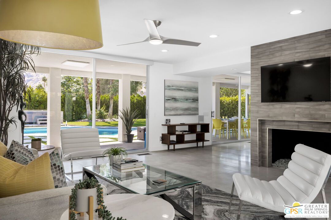 Fireplace, Interior, Living room, Recessed Lighting