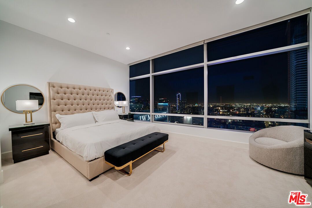 Bedroom, Interior, Recessed Lighting