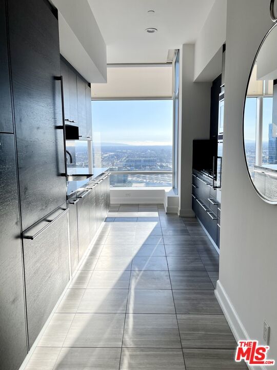 Interior, Kitchen, Recessed Lighting, Water