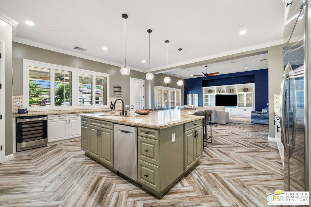 Interior, Kitchen, Living room, Pendant Lights, Recessed Lighting, Stainless Steel Appliances, Wood Texture Flooring