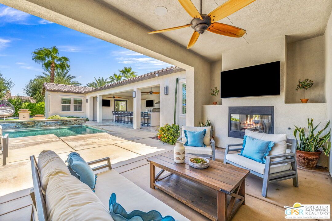 Exterior, Fireplace, Pool