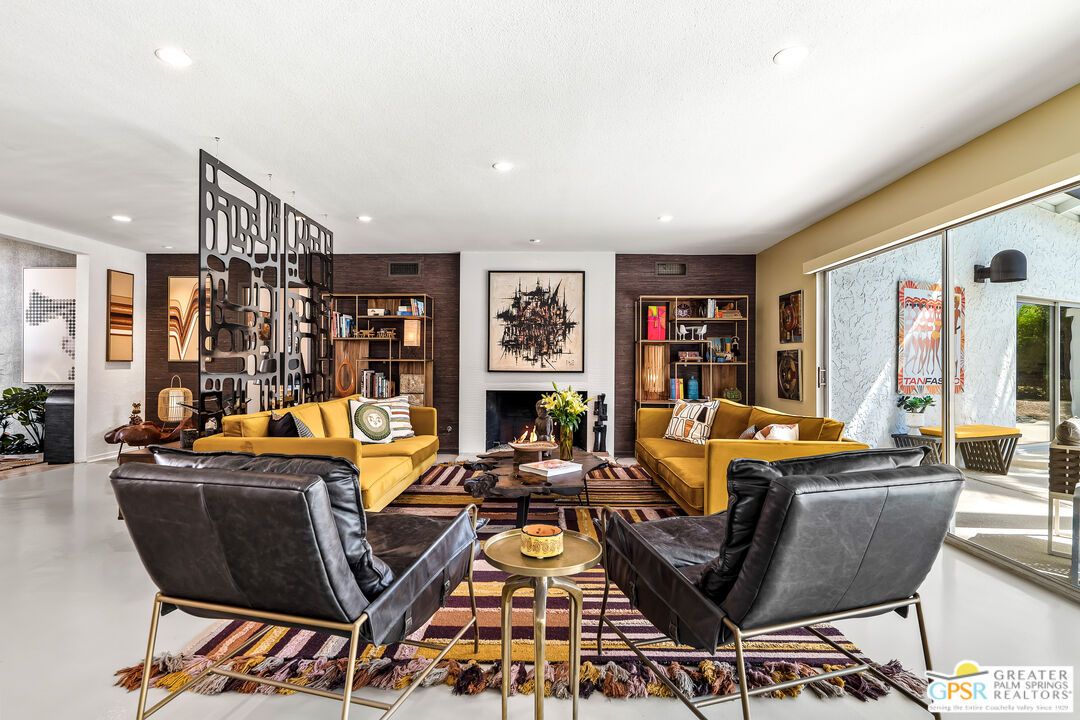 Fireplace, Interior, Living room, Recessed Lighting