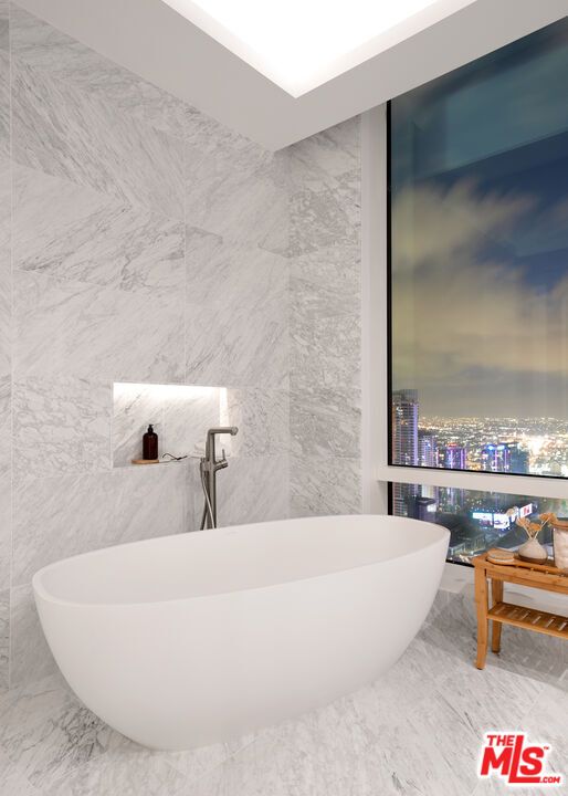 Bathroom, Free Standing Baths, Interior, Marble, Marble Walls