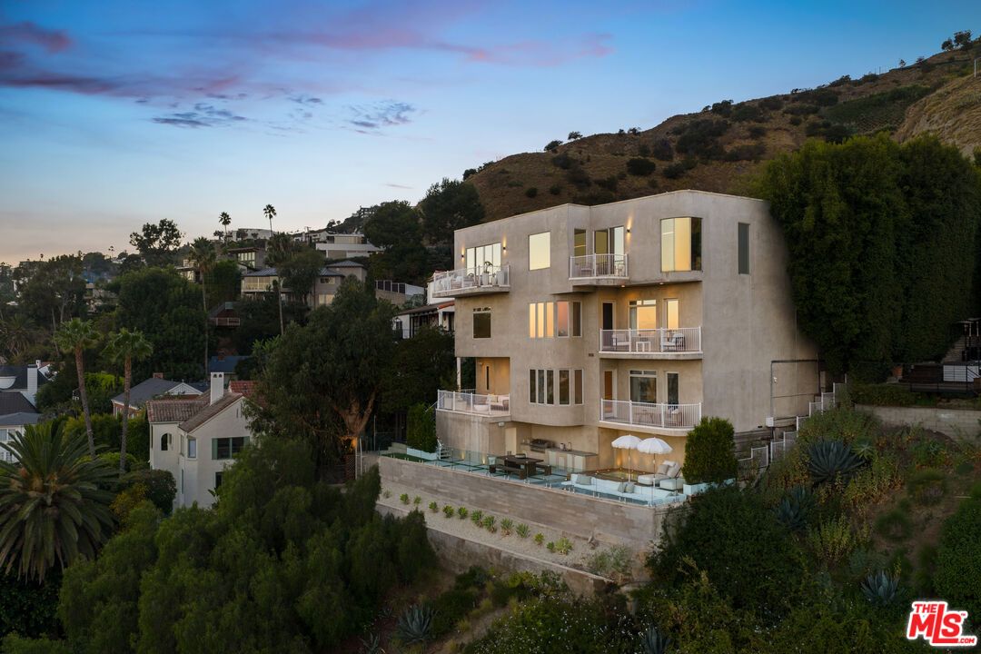 DE Listing image placeholder