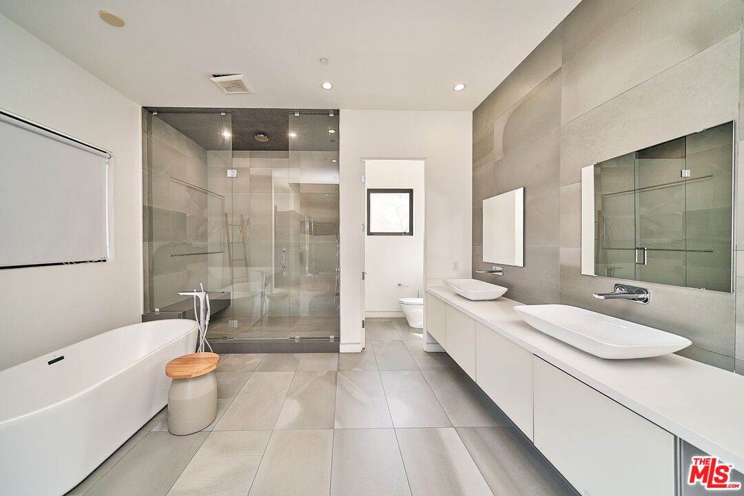 Bathroom, Dual Sink Vanities, Free Standing Baths, Glass Shower, Interior, Recessed Lighting