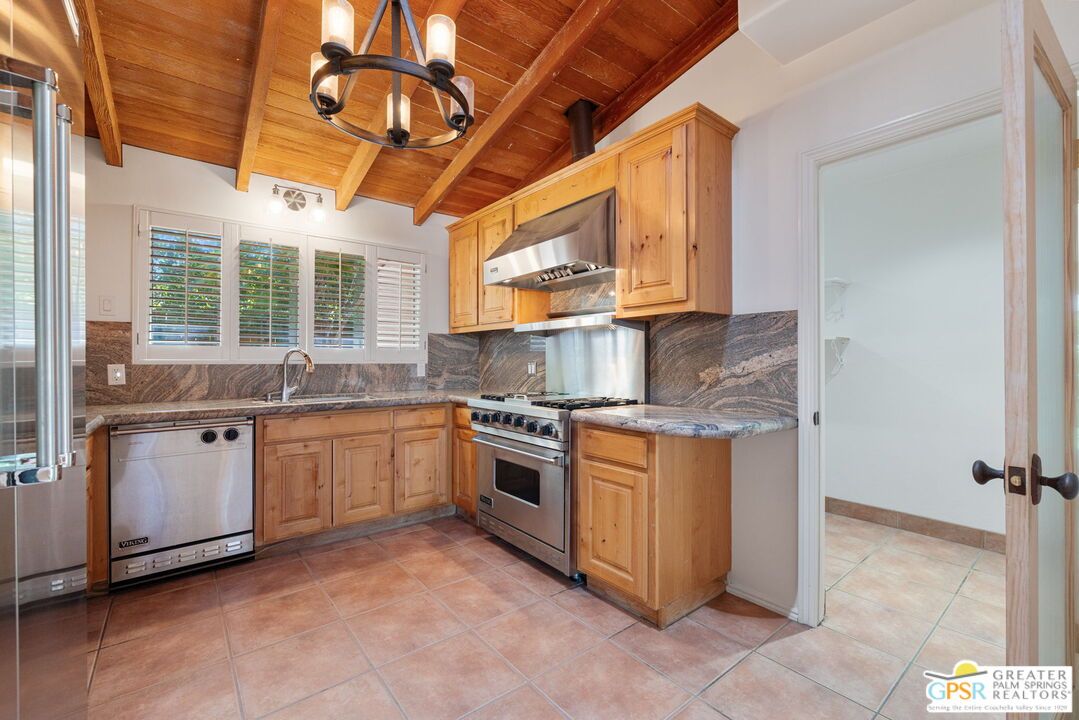 Interior, Kitchen, Pendant Lights, Stainless Steel Appliances, Wooden Beams, Wooden Ceilings