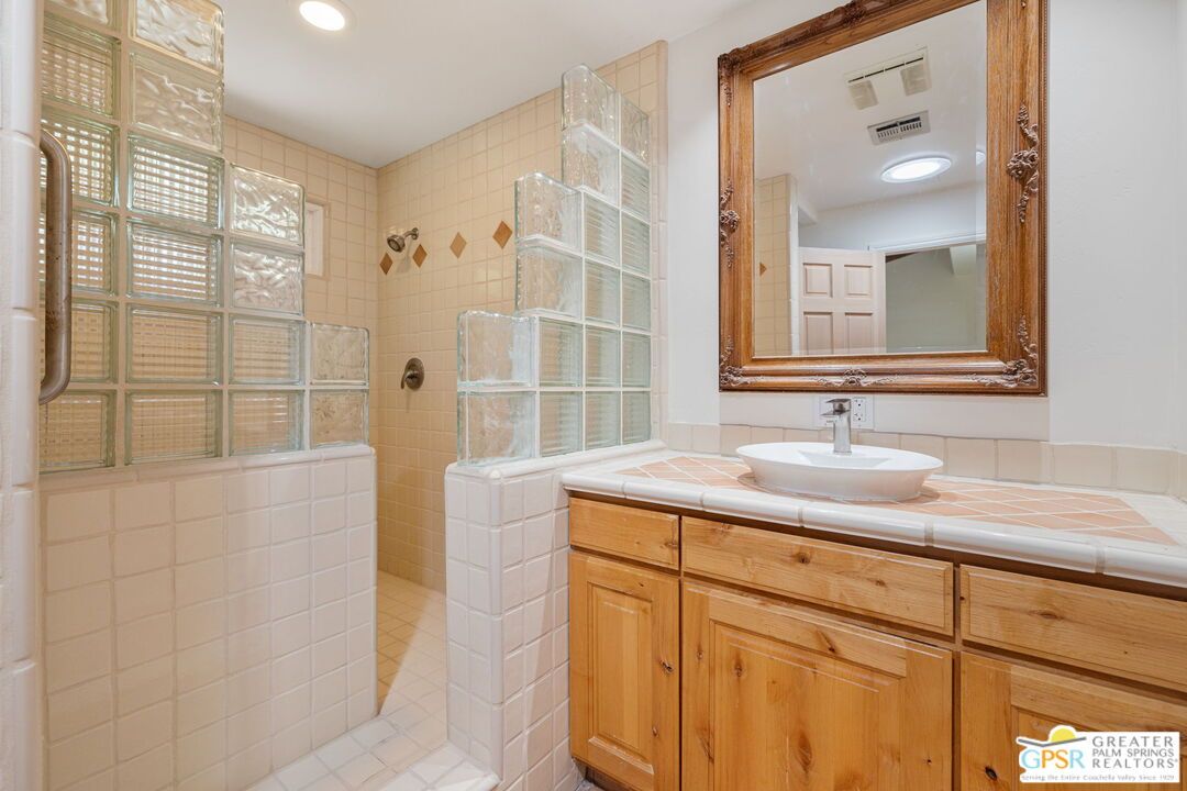 Bathroom, Interior, Recessed Lighting, Tile Countertops