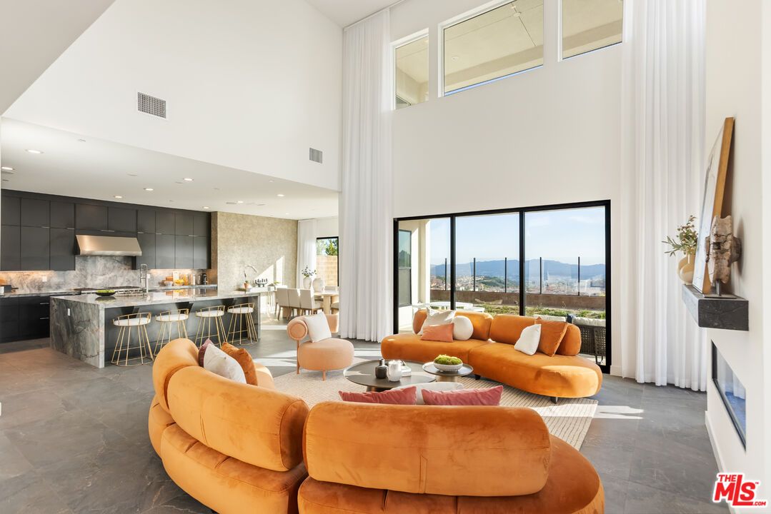 Dining room, Interior, Kitchen, Living room, Recessed Lighting