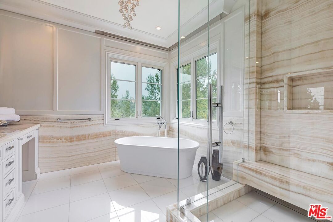 Bathroom, Free Standing Baths, Glass Shower, Interior, Recessed Lighting