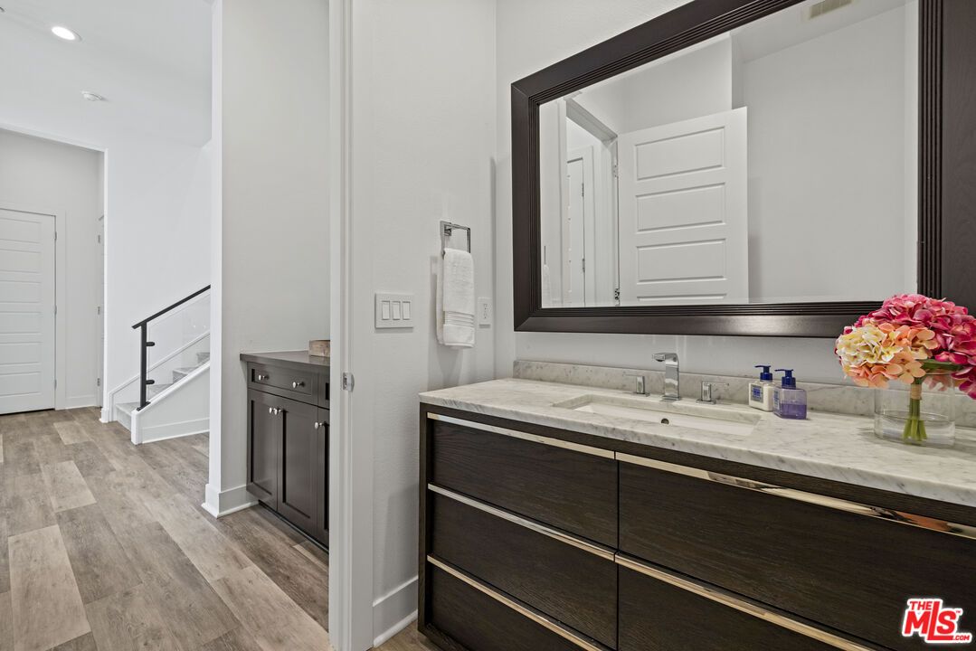 Bathroom, Interior, Recessed Lighting, Wood Texture Flooring