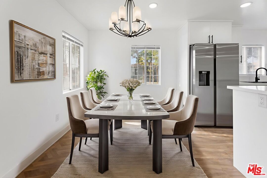 Chandelier, Dining room, Interior, Kitchen, Recessed Lighting, Wood Texture Flooring