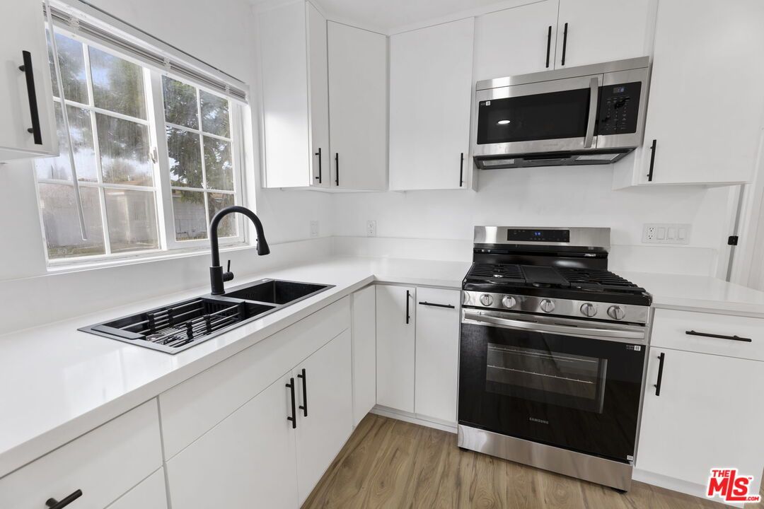 Interior, Kitchen, Stainless Steel Appliances, Wood Texture Flooring