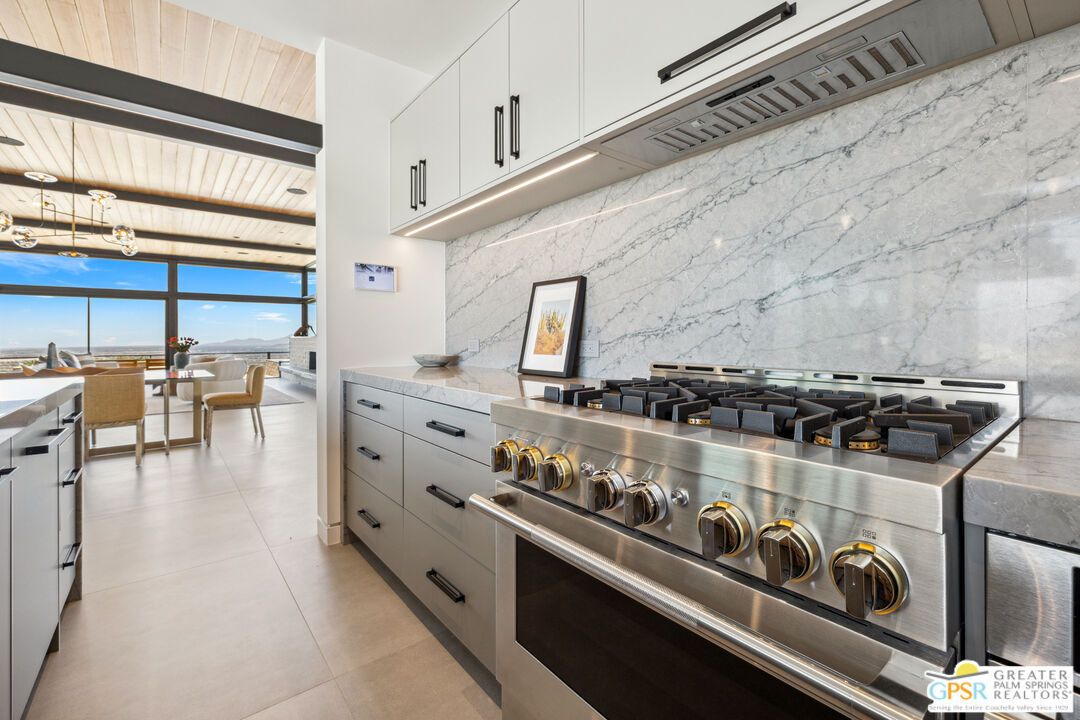 Dining room, Interior, Kitchen, Marble Walls, Pendant Lights, Stainless Steel Appliances, Water