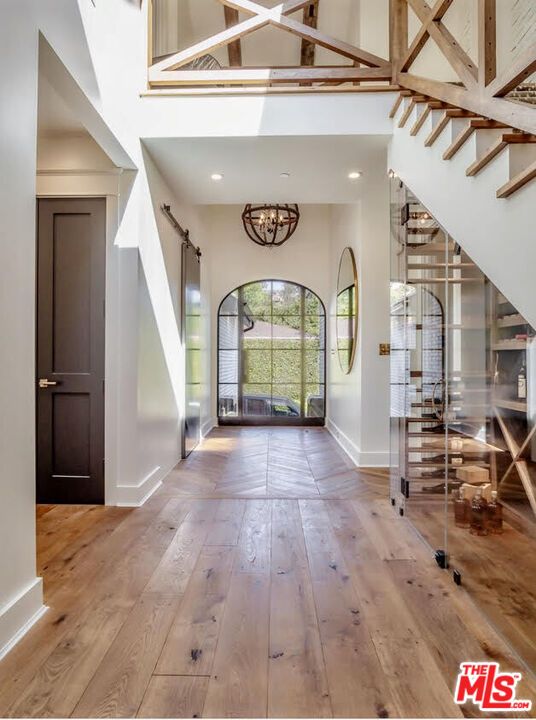 Chandelier, Interior, Recessed Lighting, Wood Texture Flooring