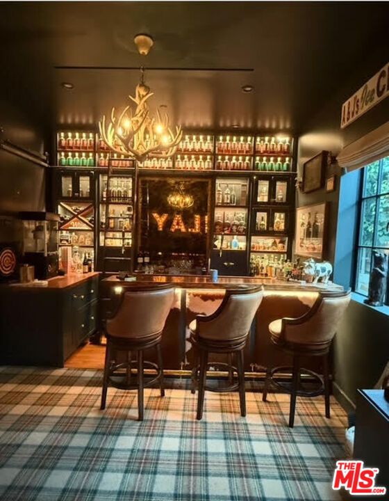 Chandelier, Interior, Recessed Lighting, Wood Texture Flooring