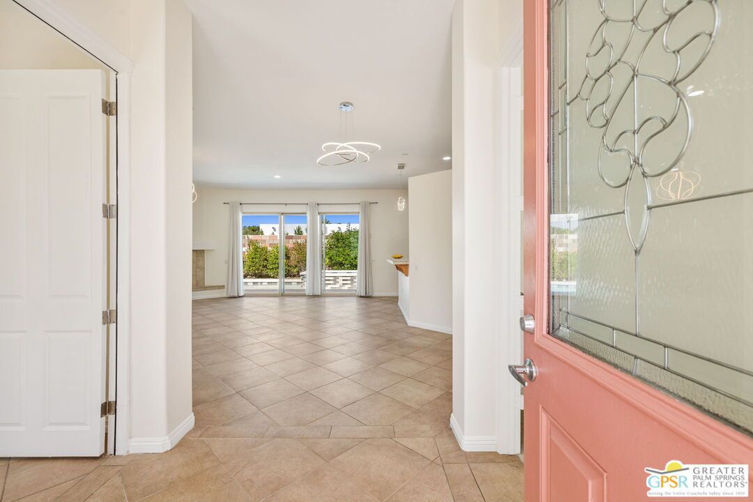Bathroom, Interior, Pendant Lights, Recessed Lighting