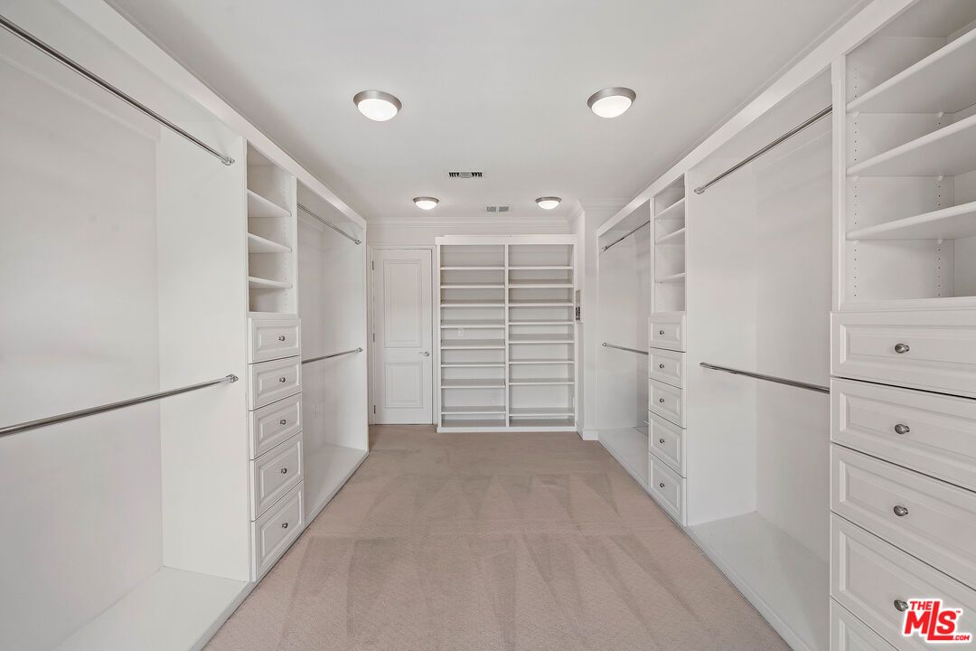Interior, Walk-in Closets