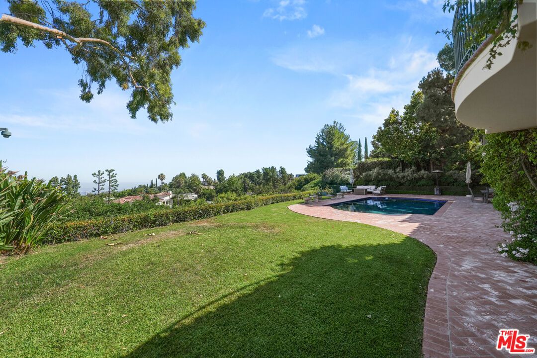 Backyard, Exterior, Pool