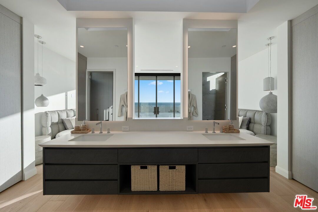 Bathroom, Dual Sink Vanities, Interior, Pendant Lights, Recessed Lighting, Water, Wood Texture Flooring