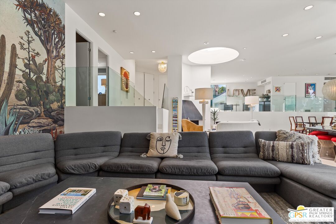 Dining room, Interior, Living room, Recessed Lighting