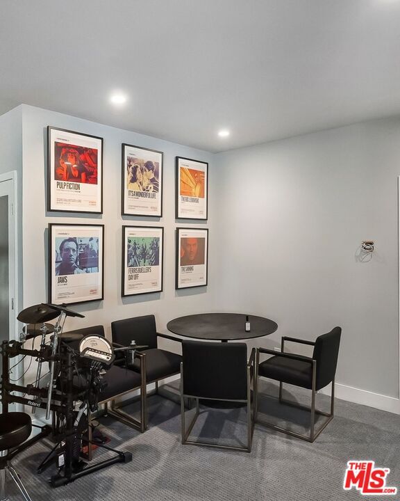 Fitness Equipment, Interior, Recessed Lighting