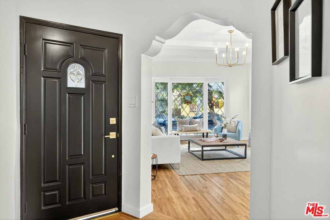 Chandelier, Interior, Living room, Wood Texture Flooring