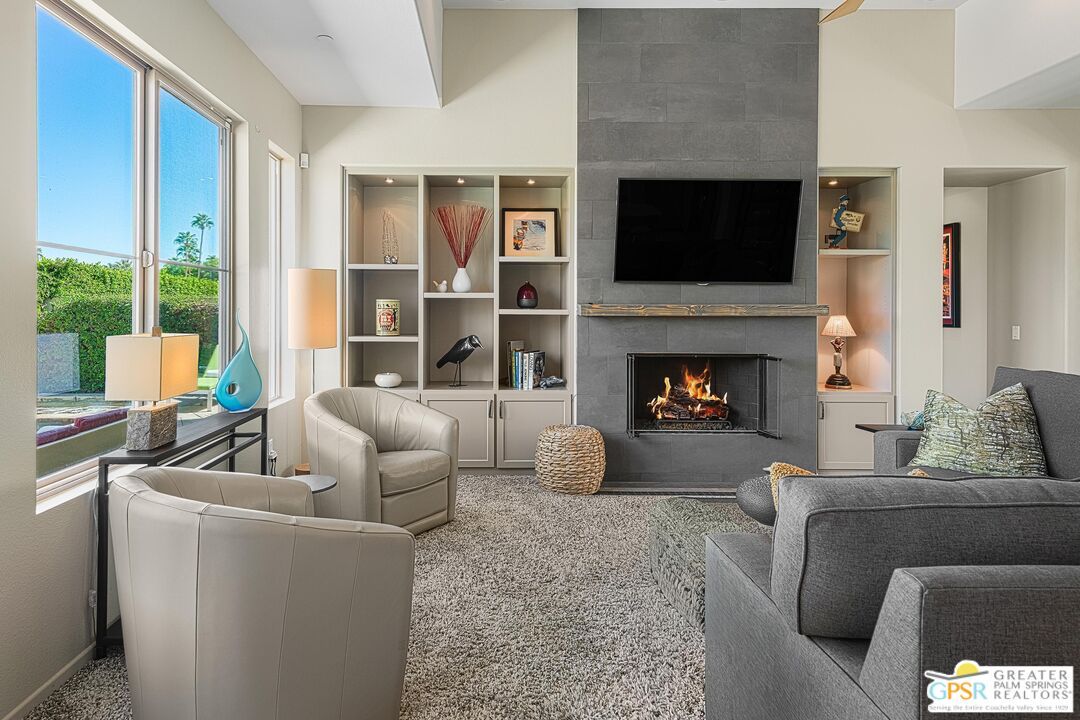 Fireplace, Interior, Living room, Recessed Lighting