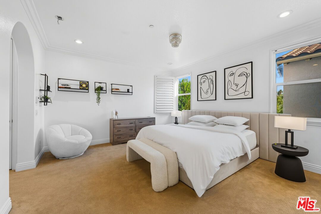 Bedroom, Interior, Recessed Lighting