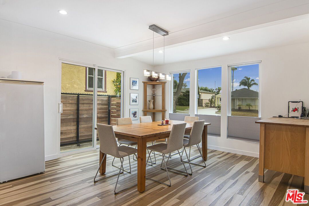 Dining room, Interior, Pendant Lights, Recessed Lighting, Wood Texture Flooring