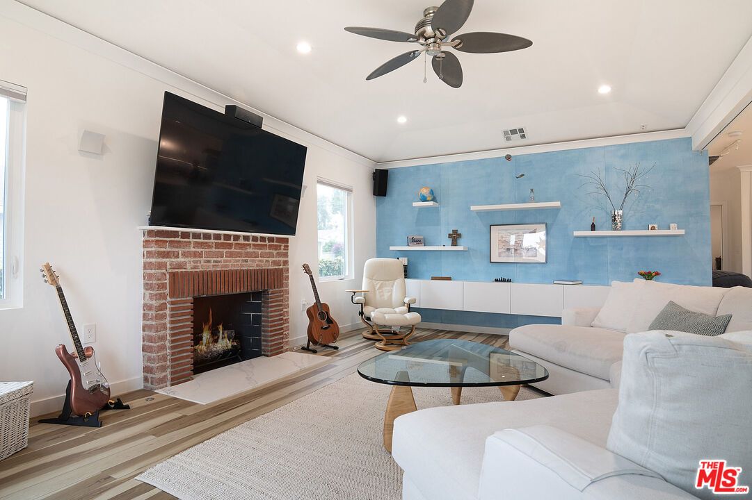 Fireplace, Interior, Living room, Recessed Lighting, Wood Texture Flooring