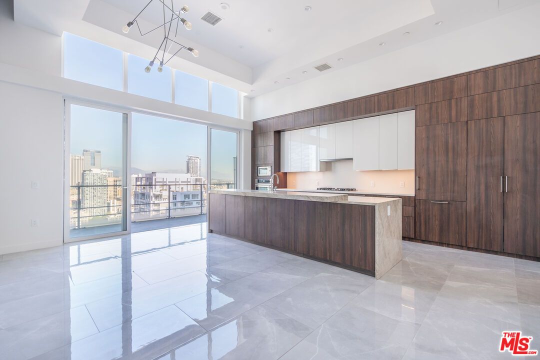 Interior, Kitchen, Pendant Lights, Recessed Lighting