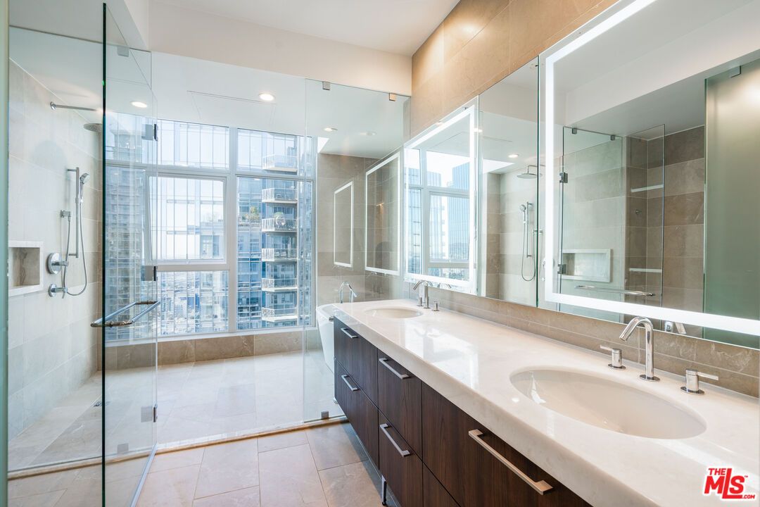 Bathroom, Dual Sink Vanities, Glass Shower, Interior, Recessed Lighting