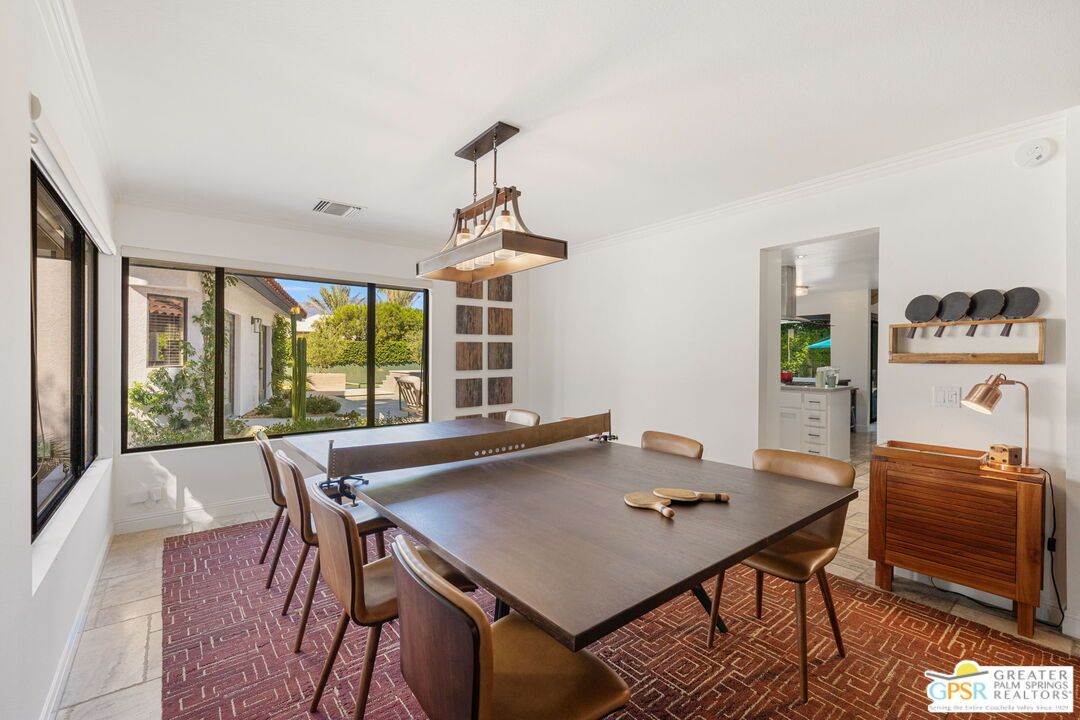 Dining room, Interior, Pendant Lights