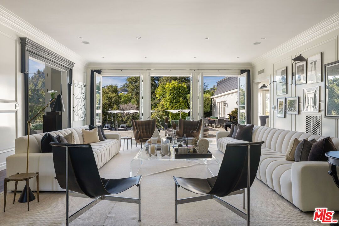 Dining room, Interior, Living room, Recessed Lighting