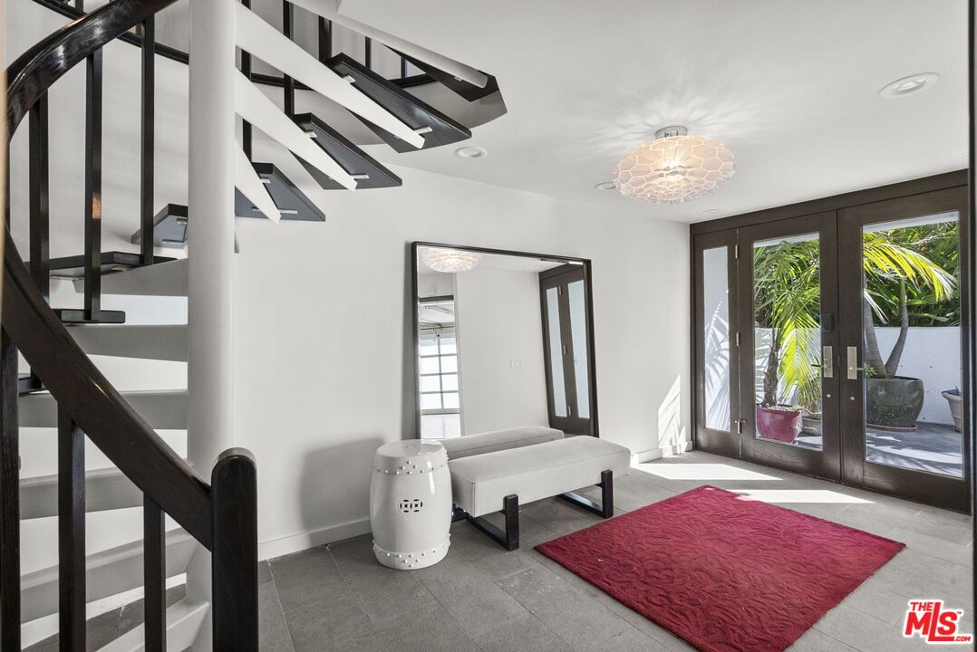 Chandelier, Interior, Recessed Lighting