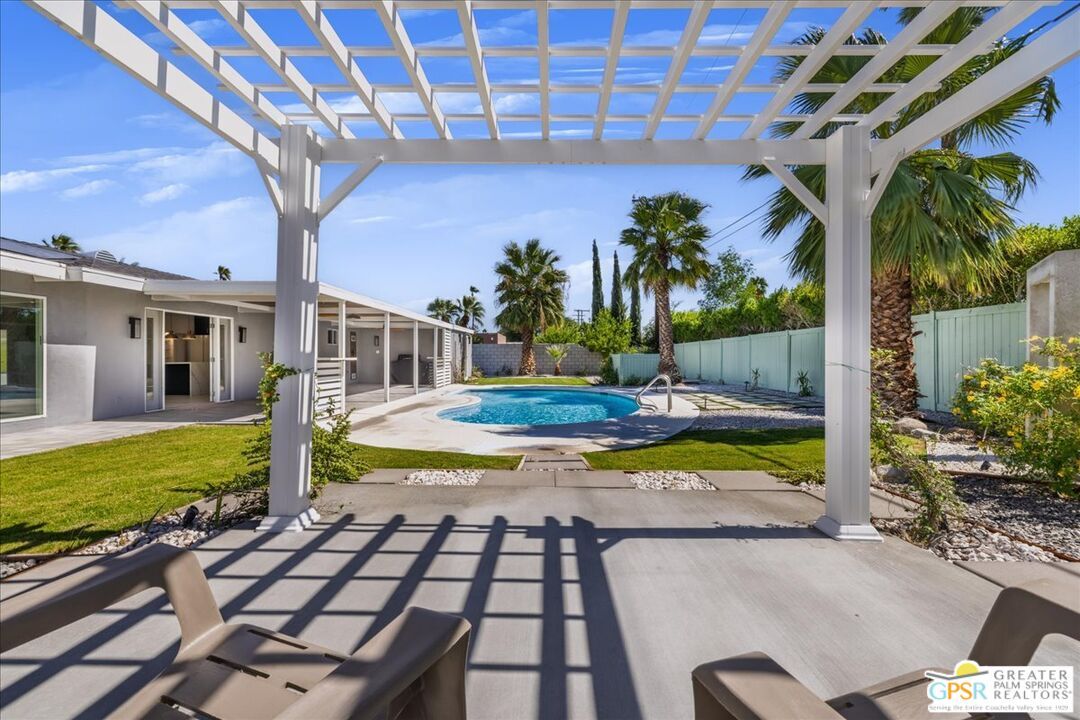 Backyard, Exterior, Pool