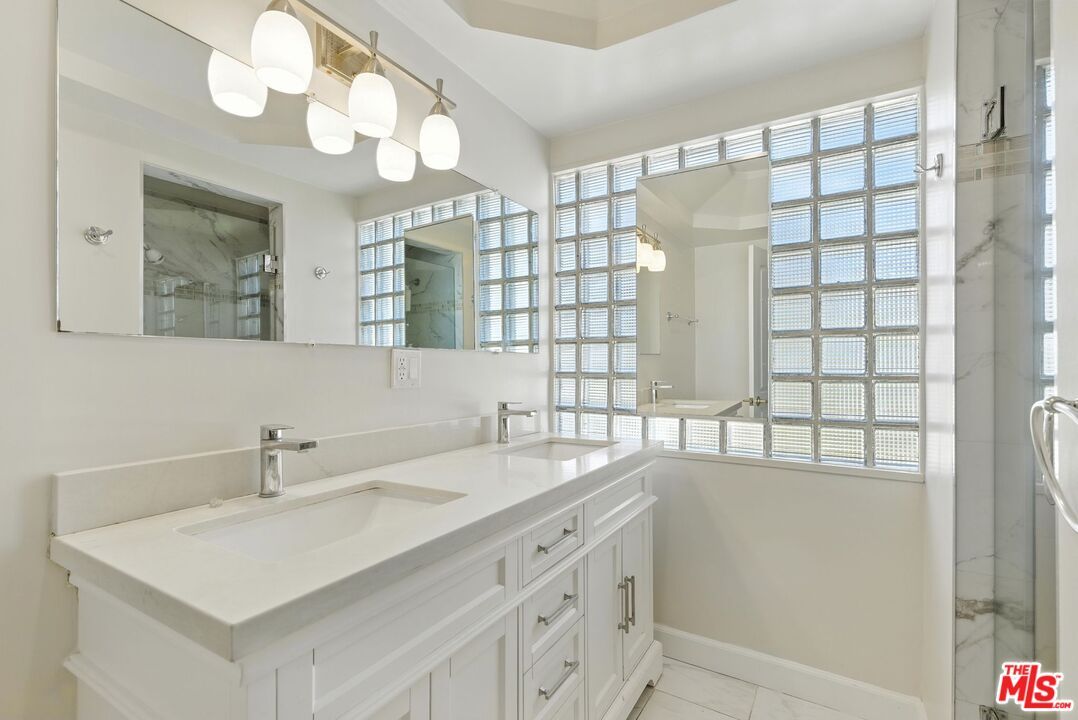 Bathroom, Dual Sink Vanities, Interior, Marble