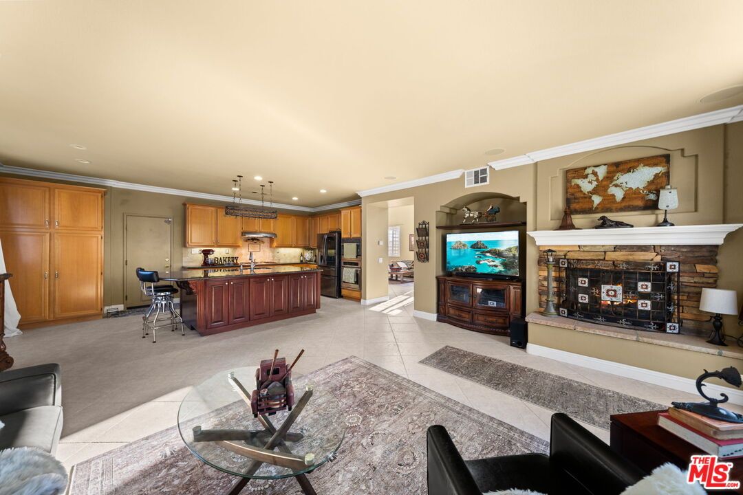 Interior, Kitchen, Pendant Lights, Recessed Lighting