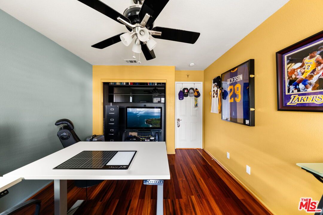Home Office, Interior, Wood Texture Flooring