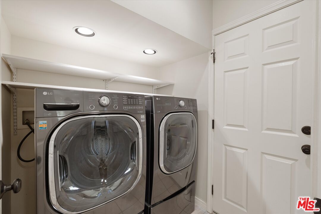 Interior, Recessed Lighting, Washer