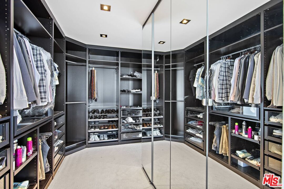 Interior, Recessed Lighting, Walk-in Closets